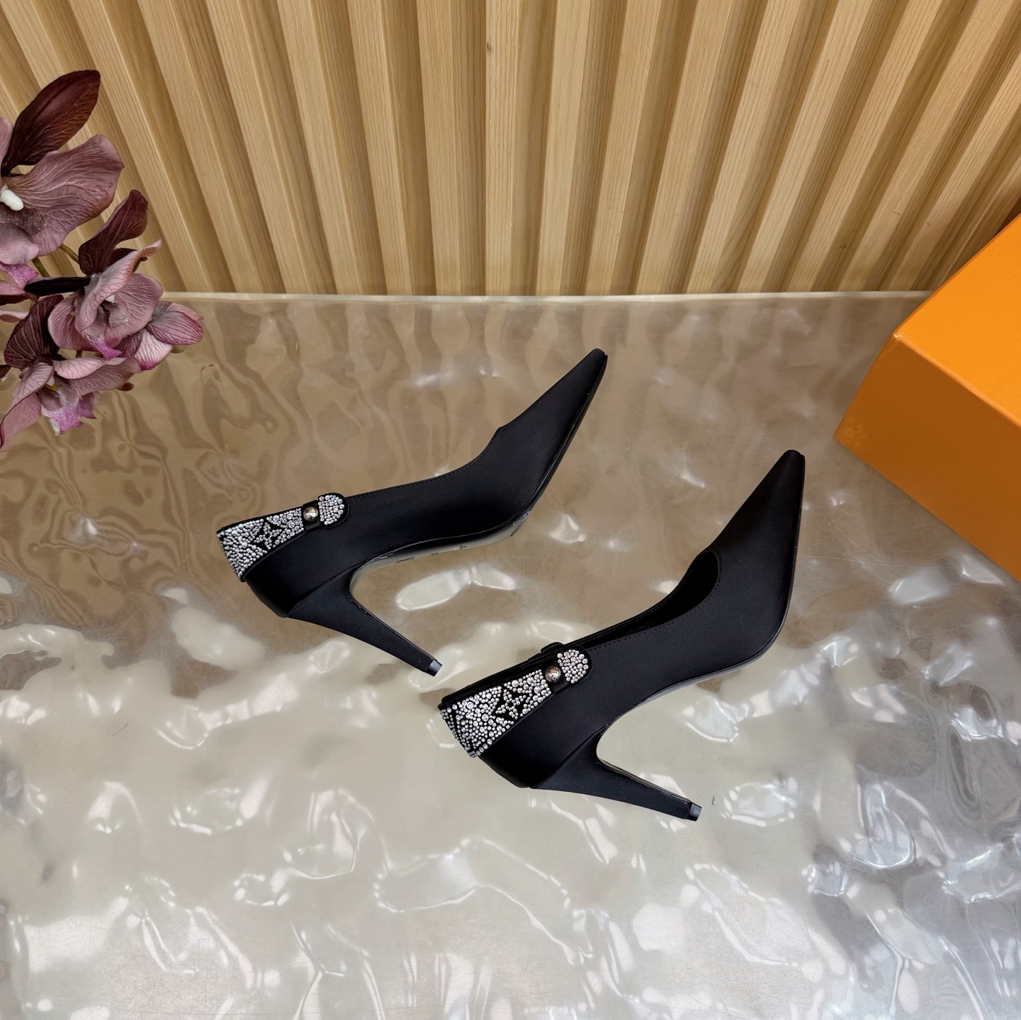 Women's high heels